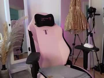 hardcore cam girl strawberryjamx image #2971502