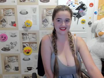 hardcore cam girl emmika_ image #1515842