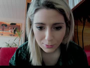 hardcore cam girl kimilee22 image #2250618