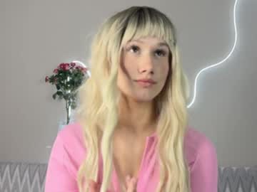 hardcore cam girl innocent_hanna image #4711689