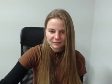 hardcore cam girl andrea_lui image #984090