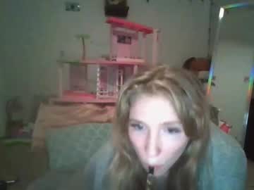 hardcore cam girl sm0keprincesspeach image #4680433