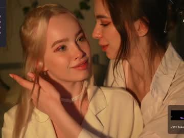 hardcore cam girl mother__of__dragons image #3716927