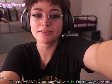 hardcore cam girl evelynpiers image #1608452