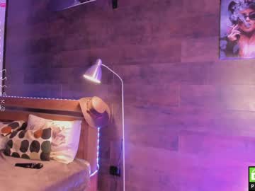 hardcore cam girl yolandabertha image #2743757