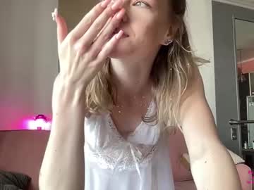 hardcore cam girl elli_harmon image #3113920
