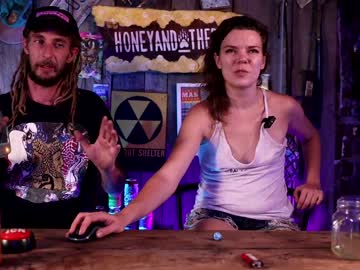 hardcore cam couple honeyand_thebear image #1408085