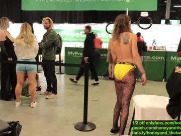 hardcore cam couple honeyand_thebear image #209487