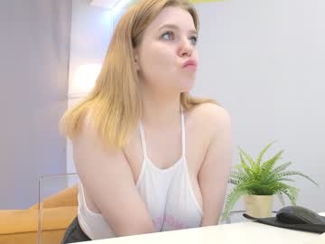 hardcore cam girl lovlybambi image #3533096