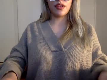 hardcore cam girl veronikasprings image #4043502