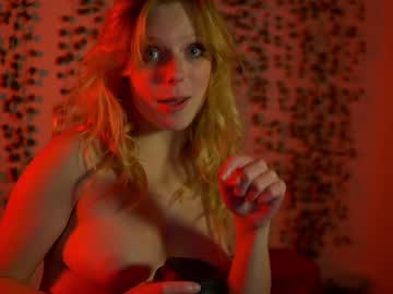 hardcore cam girl crimsonxrapture image #225686
