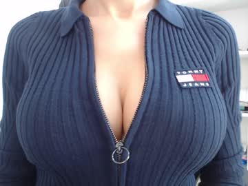 hardcore cam girl eat_mee_out image #1017258