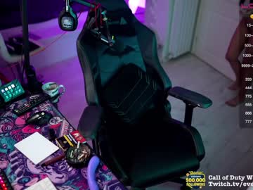 hardcore cam girl evelyne92 image #2377049