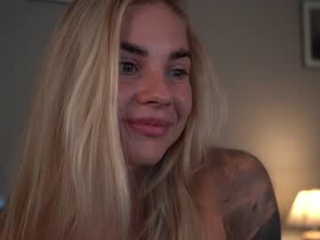 hardcore cam girl cute__foxy image #2818868