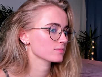 hardcore cam girl linellali image #1783342