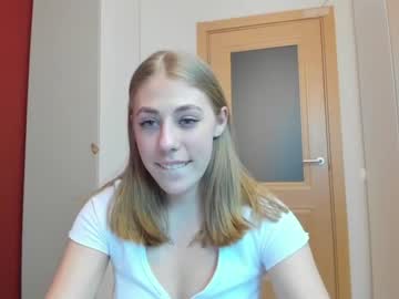 hardcore cam girl _strawbeerry_ image #2895722