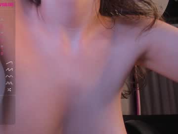 hardcore cam girl nerdy_freyua image #3181382