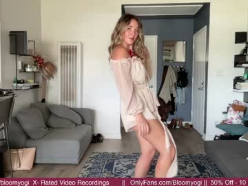 hardcore cam girl bloomyogi image #3468602