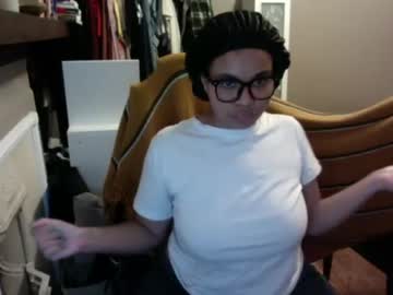 hardcore cam girl yveonyx image #2053849