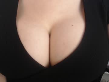 hardcore cam girl eat_mee_out image #1284024