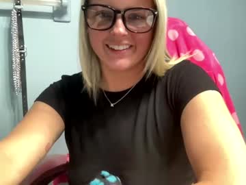 hardcore cam girl goddesskatexo image #3375394