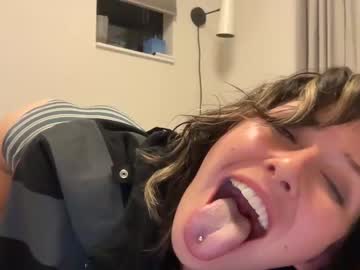 hardcore cam girl sluttylilsister image #2711645