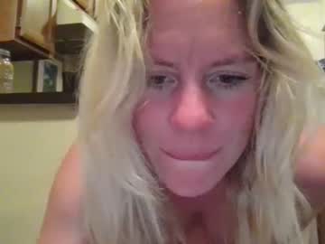 hardcore cam girl lovesarachristine image #1905535