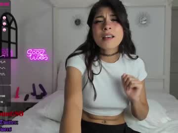 hardcore cam girl violetttflowers image #917193