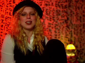 hardcore cam girl crimsonxrapture image #95017