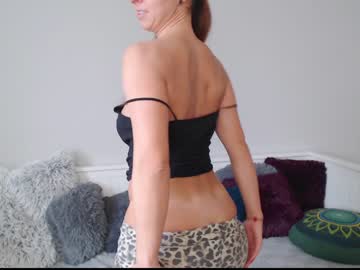 hardcore cam girl emerald_kittycat image #2064463