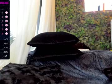 hardcore cam girl sassyt33n image #2317382