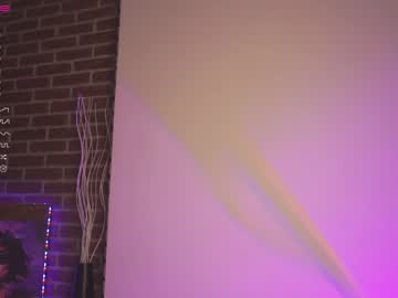 hardcore cam girl yolandabertha image #2920473