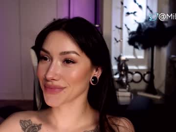 hardcore cam girl miladenver image #1968174