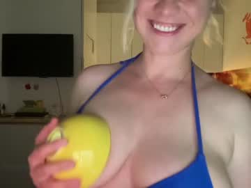hardcore cam girl kiradivine image #3024791