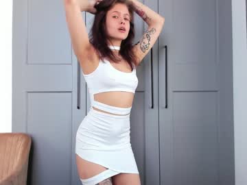 hardcore cam girl adriana_hill image #1400030