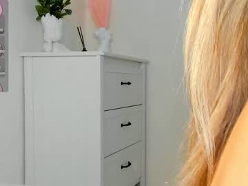 hardcore cam girl molly__meow image #4563194