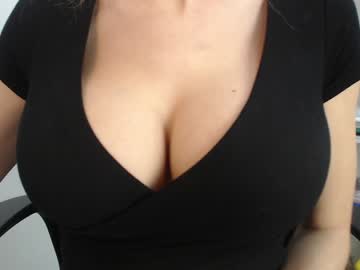 hardcore cam girl eat_mee_out image #1064125