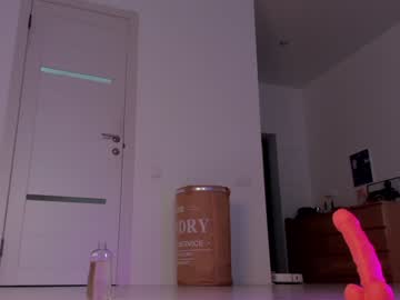 hardcore cam girl kiss__it__better image #1767816