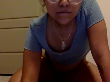 hardcore cam girl rleah832 image #4652887