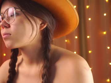 hardcore cam girl helenmoors image #3196126