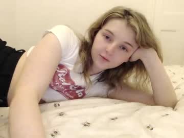 hardcore cam girl lucydelovely image #2339090
