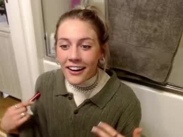 hardcore cam girl bambis_honeypot image #694244