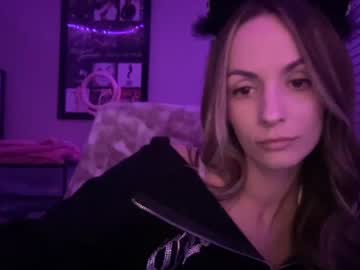 hardcore cam girl lilbbyshy image #2077760