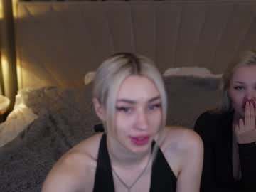 hardcore cam couple kira0541 image #4122939