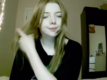 hardcore cam girl lilllylovyou image #3706105