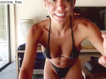 hardcore cam girl miiiawallace image #2747599