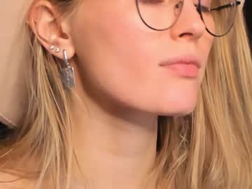 hardcore cam girl linellali image #1855110