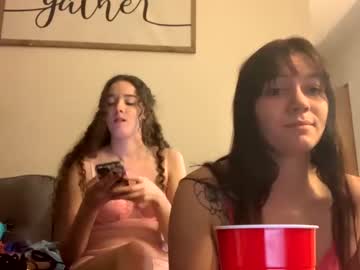 hardcore cam girl kylieexoxoxo2432 image #4058042