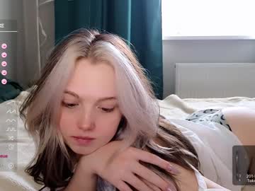 hardcore cam girl small_blondee image #3653685