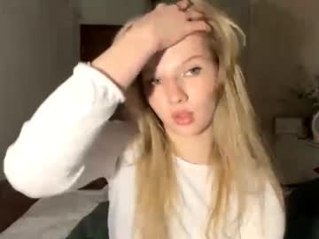 hardcore cam girl sultry_dreamer_4ever image #4716857